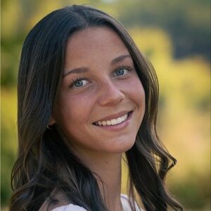 Meet your Posher, Emma